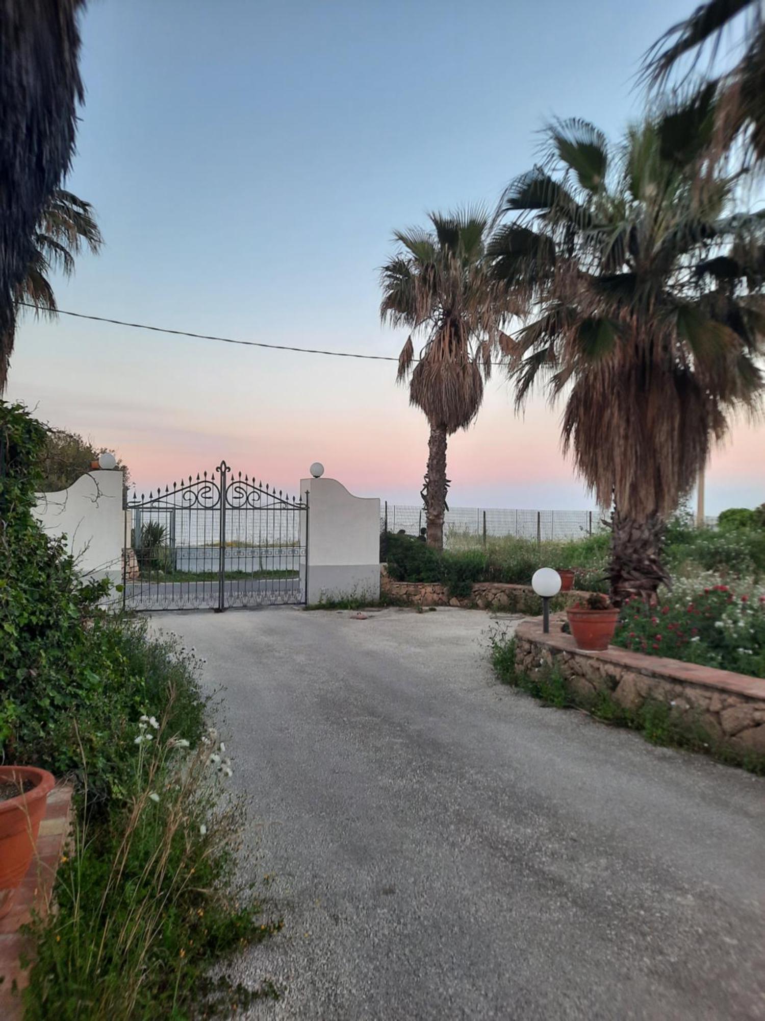 Case Vacanza Ulisse Augusta Exteriör bild